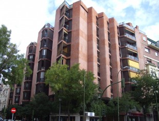 Edificio Girasol, Coderch